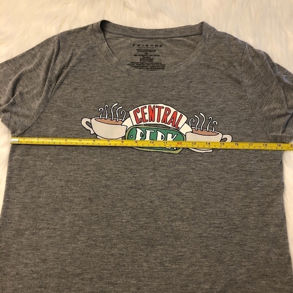 Friends Central Perk Short Sleeve Graphic Tee - Picture 4 of 8